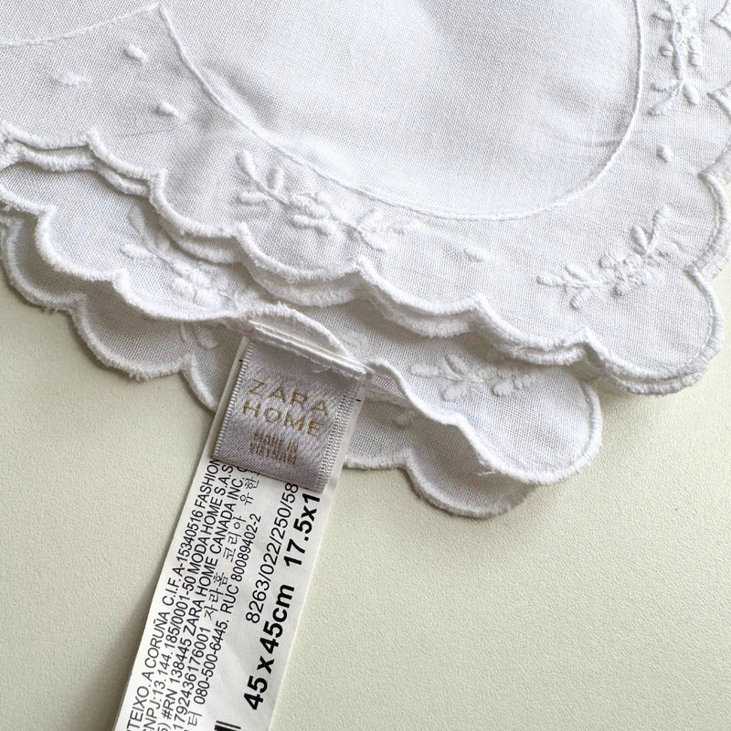 Zara Home Mantel Individual, Servilleta De Tela Bordados (2 Pack)